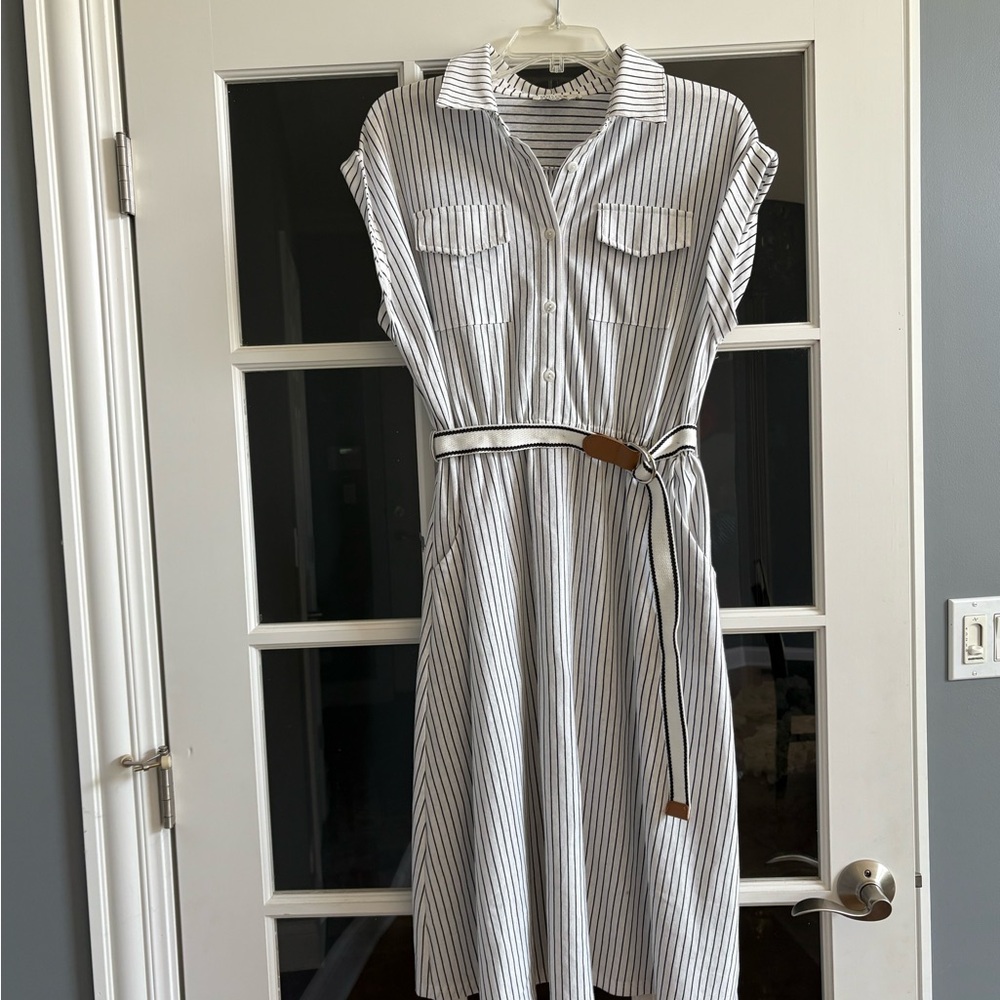 Molly Bracken White and Black Buttoned Midi Dress